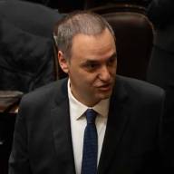 Caso Adorni: ordenan peritar el celular del contratista y avanza la investigación