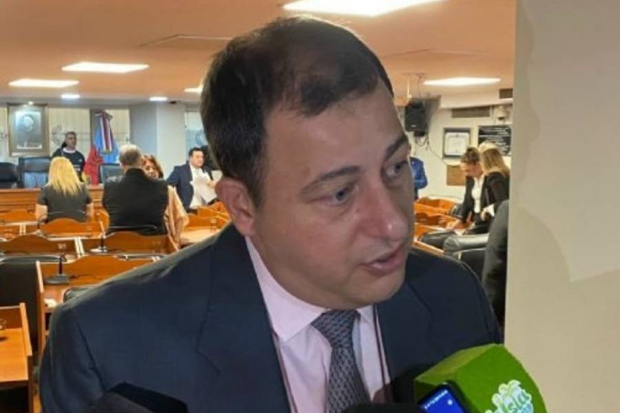 “Es realmente contradictoria la postura local de los referentes de LLA”