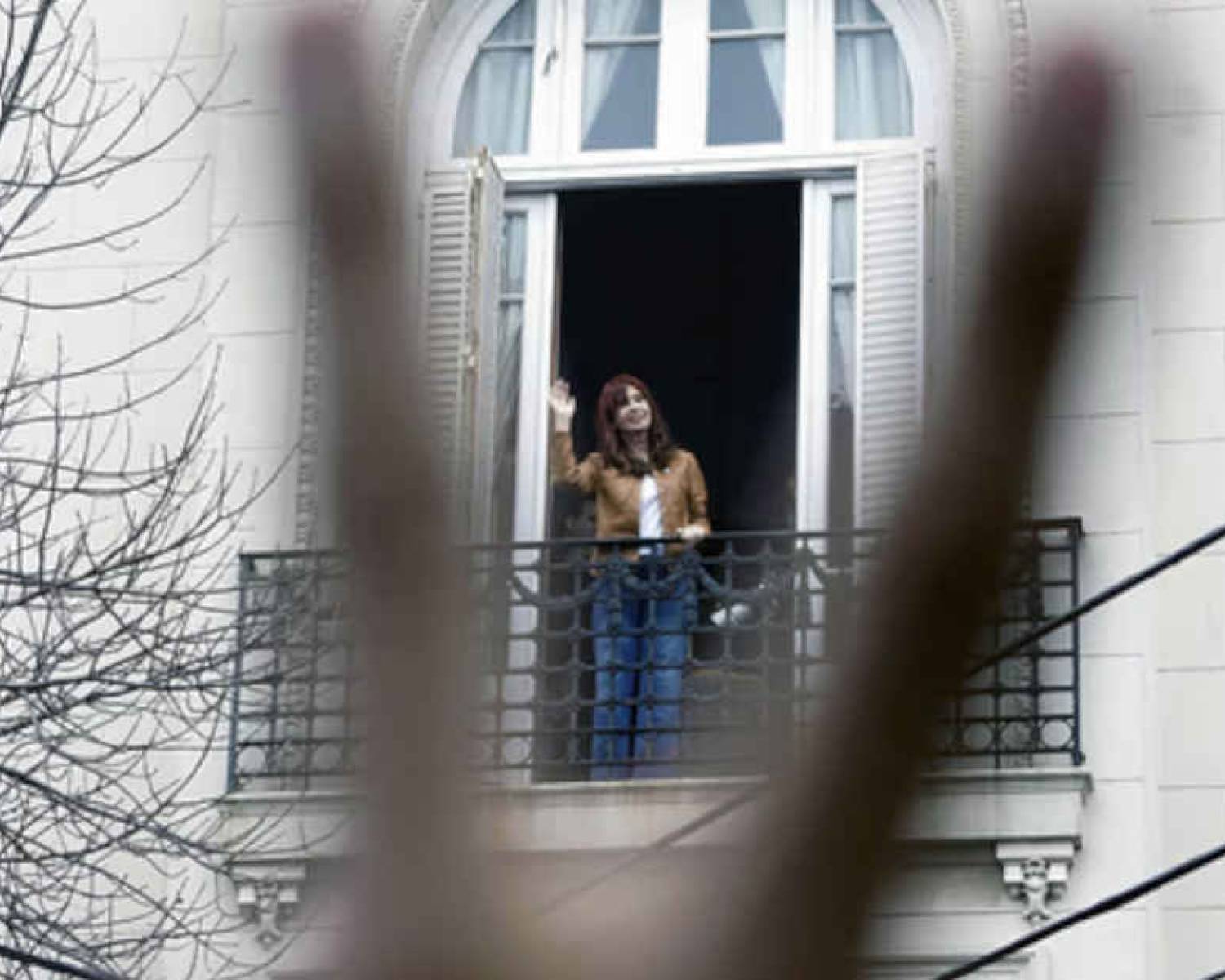 Causa Vialidad: fiscal pide decomisar el departamento donde Cristina está detenida