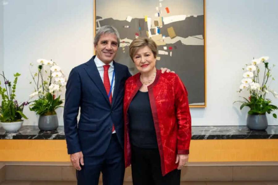 El Gobierno adelantó que el FMI tratará la revisión del acuerdo este jueves para destrabar el giro de US$1.000 millones