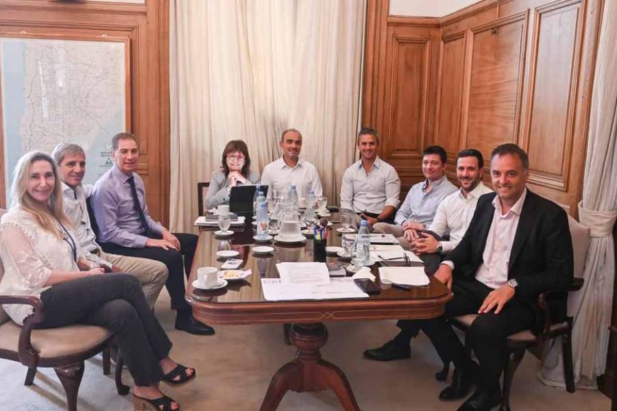 Gobierno: se vuelve a reunir la mesa política en medio de los intentos de Milei por equilibrar la interna