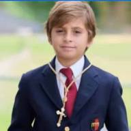 Venezuela: buscan intensamente a un nene argentino de 8 años tras el colapso de un edificio en La Guaira