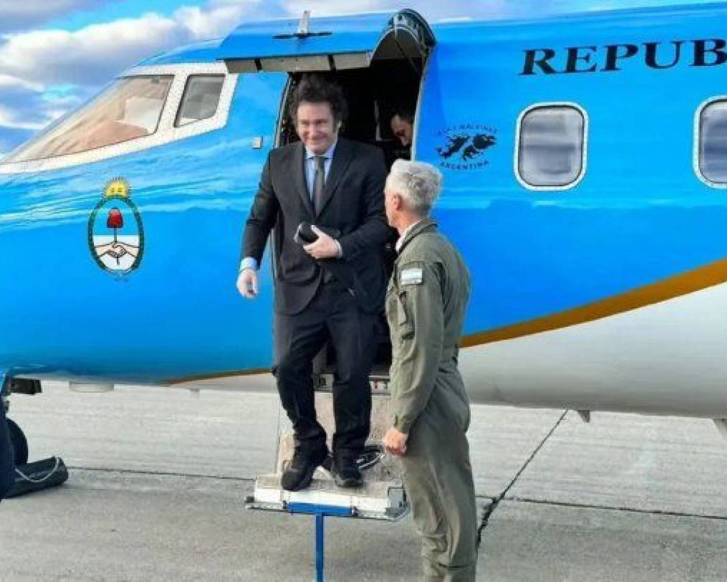 Javier Milei asistirá a la asunción de Keiko Fujimori y a la de Abelardo de la Espriella