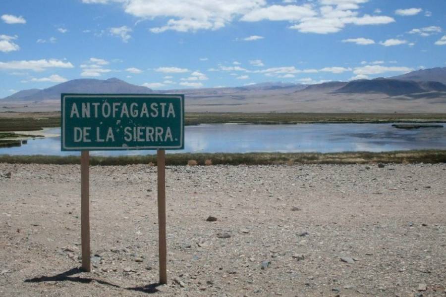 Avanza el desarrollo de obras eléctricas en Antofagasta de la Sierra