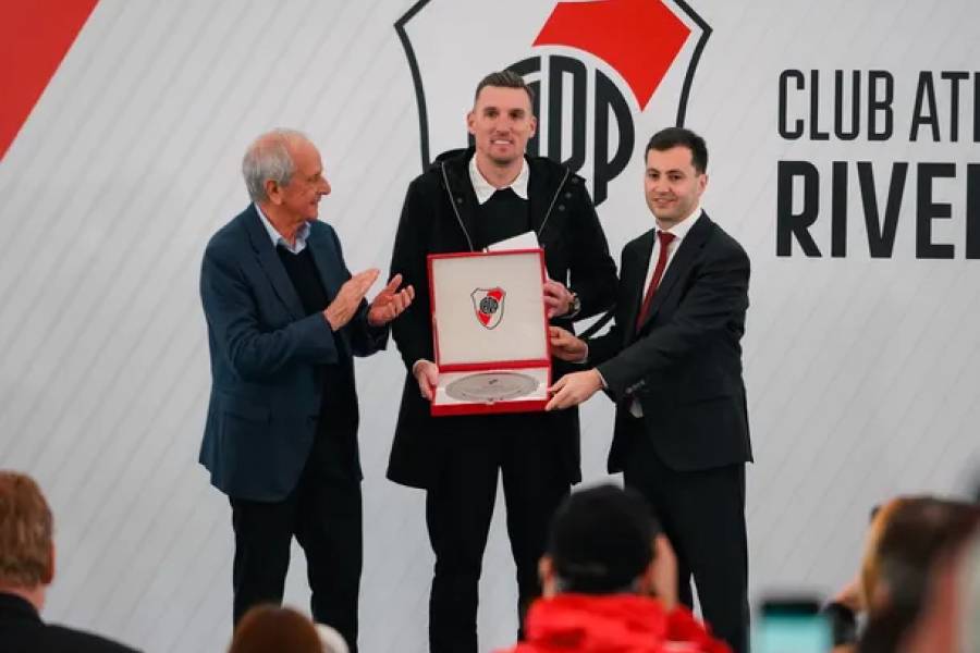 Franco Armani se despidió de River con una emotiva carta y confirmó su nuevo desafío