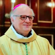 Llegó al país el nuevo Nuncio apostólico mientras se espera la confirmación de una visita del papa León XIV