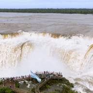 Cuál es el estado de los circuitos en Cataratas del Iguazú tras la muerte de un turista