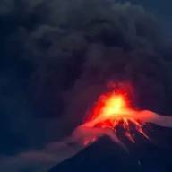 Alerta naranja en Guatemala por el volcán de Fuego: las cenizas alcanzaron los 6.000 metros