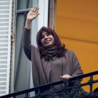 Embargan el departamento de San José 1111 donde Cristina Kirchner está en prisión domiciliaria