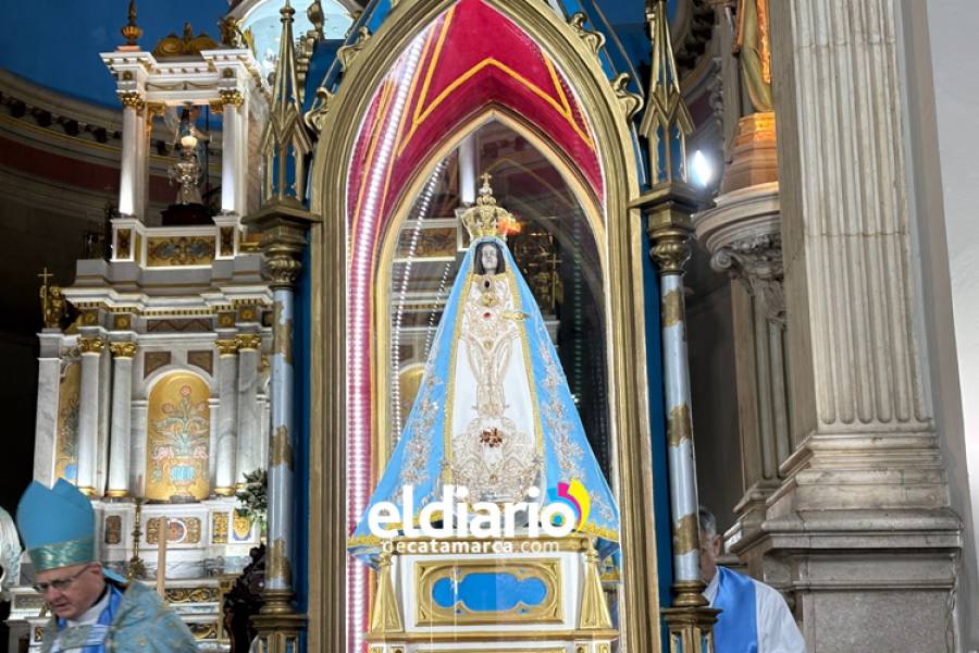 Caravana de la Virgen del Valle hacia Valle Chico