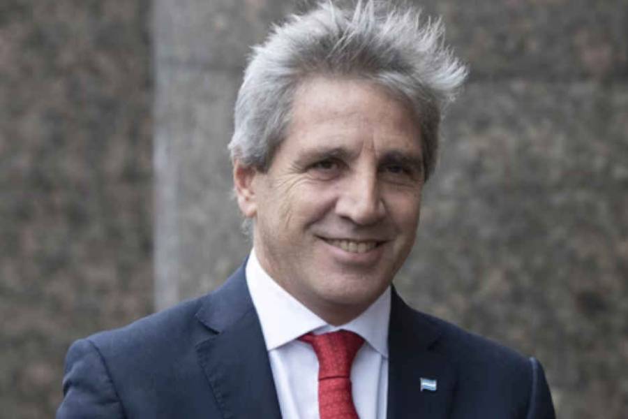 La Justicia confirmó el sobreseimiento definitivo de Luis Caputo en una causa iniciada en 2017