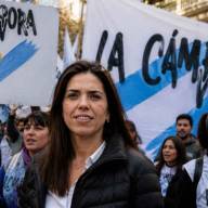 La vecina de Cristina aseguró que compró el departamento de San José 1111 para que funcione una fundación