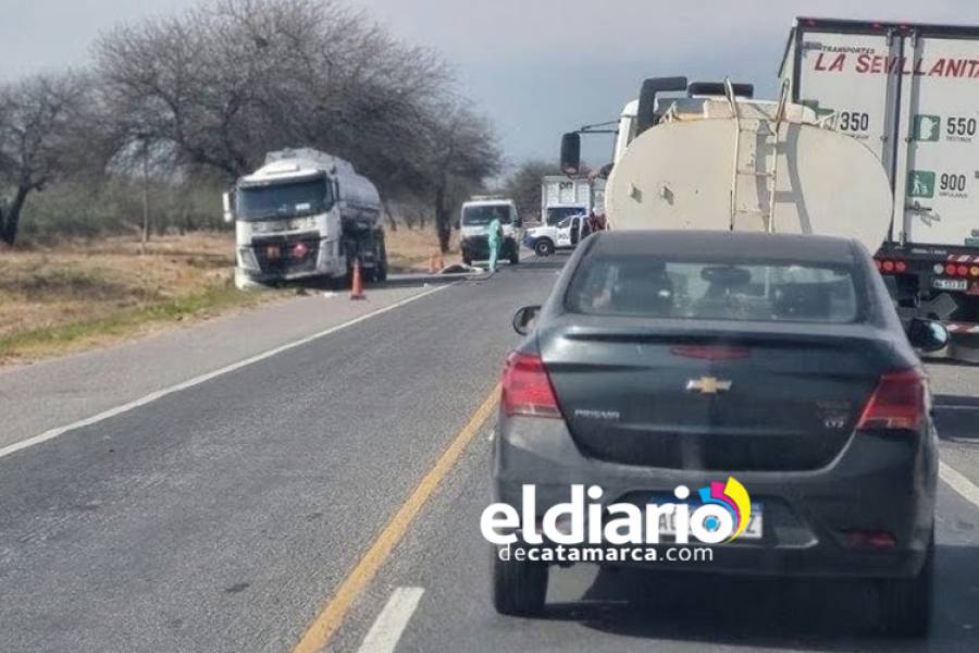 Se mató motociclista tras chocar con un camión de YPF 