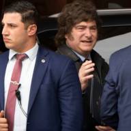 Milei comienza la semana con diputados y senadores en Casa Rosada