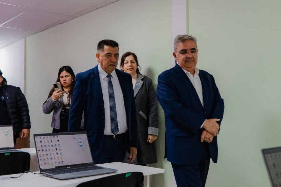 Jalil y Gordillo celebraron el aniversario de Pomán con nuevas obras