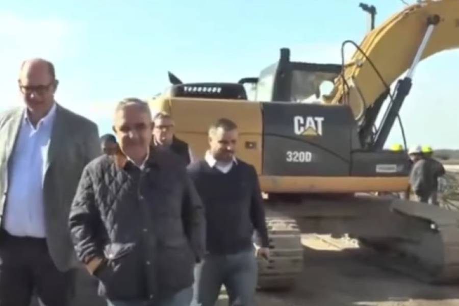 Raúl Jalil supervisó la construcción del nuevo puente de El Pantanillo