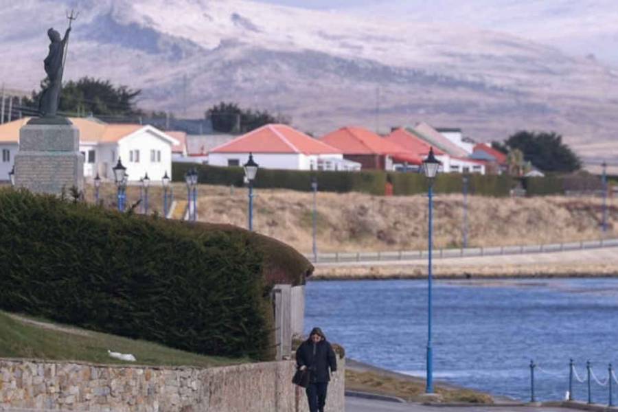Reino Unido rechazó las sanciones a las empresas que operan en Malvinas y avanzará con sus incentivos para la explotación económica