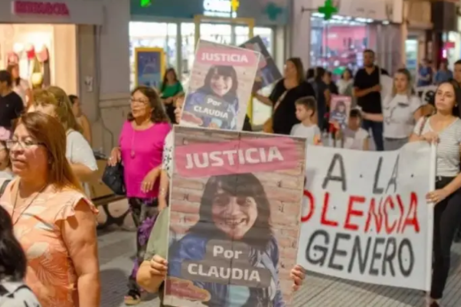 A dos años de su muerte, marchan por la docente Claudia Leguizamón: sospechan que fue inducida al suicidio