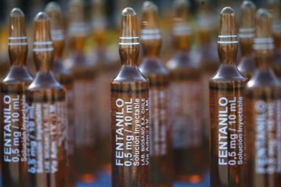 El Gobierno pisa fuerte con el fentanilo y confía en dar vuelta la página