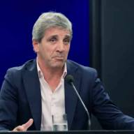 Caputo llamó “anticristo” a Kicillof y calificó de “miserables” a quienes piden devaluación