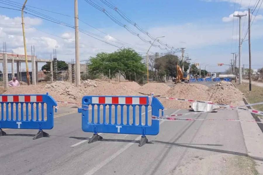 Interrupción de la circulación vehicular en Av. Los Minerales por tareas de reparación