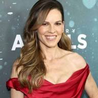 Sorpresa en Hollywood: con 52 años, la actriz Hilary Swank anunció su tercer embarazo