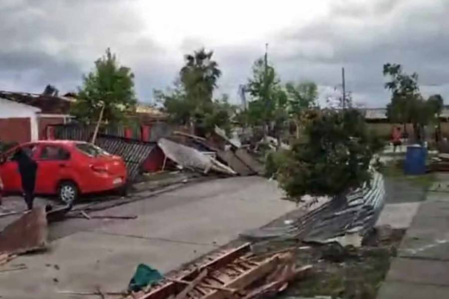 El impactante paso de un tornado en Chile: daños en una escuela y decenas de viviendas afectadas
