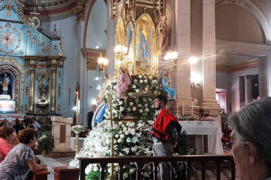 Sigue el homenaje de diversos estamentos a la Virgen del Valle