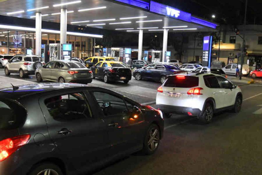 El precio del combustible aumentó un 27%, llegando a un ajuste total cercano al 90%