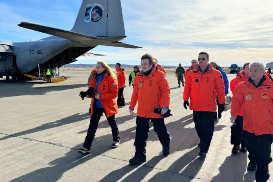 Javier Milei, en viaje a la Antártida: visitará las bases Marambio y Esperanza